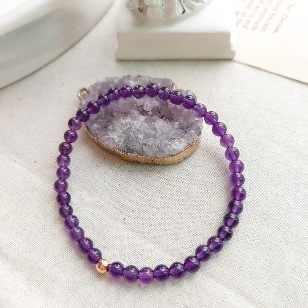 빛나는 보석함 사랑운 자수정 탄생석 천연 원석팔찌 힐링 여자팔찌