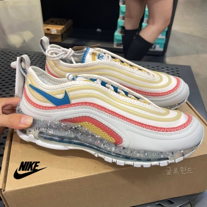 나이키 [해외]나이키 에어맥스 97 운동화 테라스케이프 DV7418-001