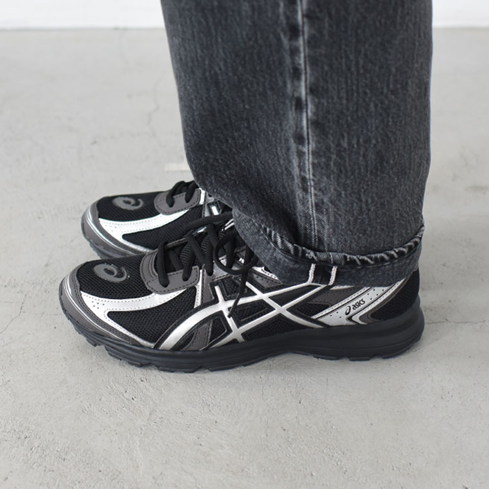 [해외]아식스 조그100s 블랙 퓨어 실버 1203A741-001