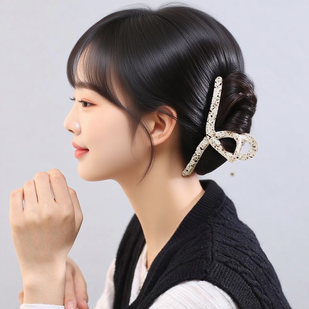 페인팅 꼬임 집게핀 아이보리 네모 앞 포인트 컬러 고정 머리