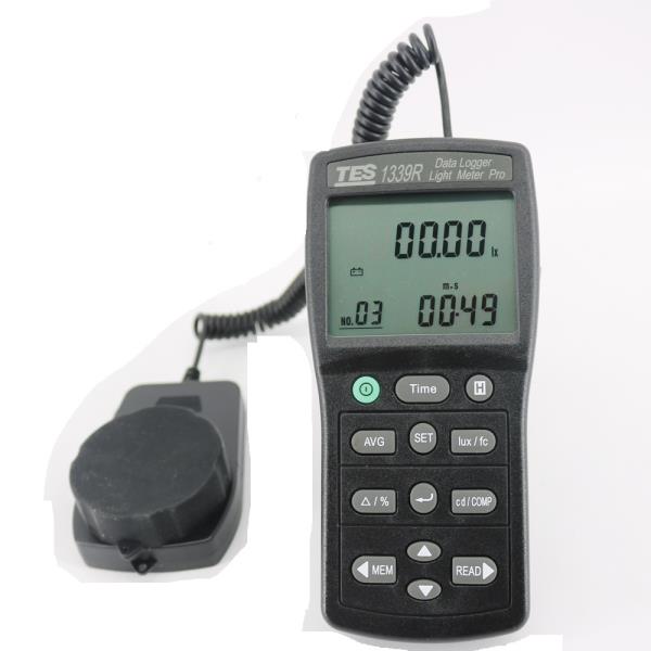 TES-1339R 휴대용 조도계 라이트 미터 데이터 로거 라이트 미터 측정 범위 0.01 에서 999900Lux 데이터 홀드 기능.