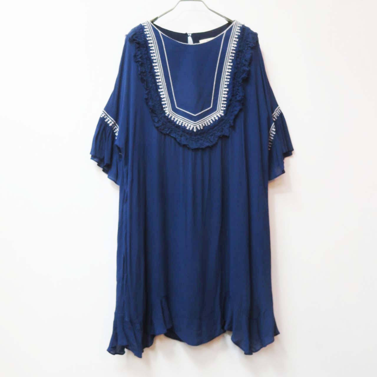 [중고]오즈세컨 네이비 프릴 셔링 자수 레이온 원피스(55-66) 구제샵 구제리아