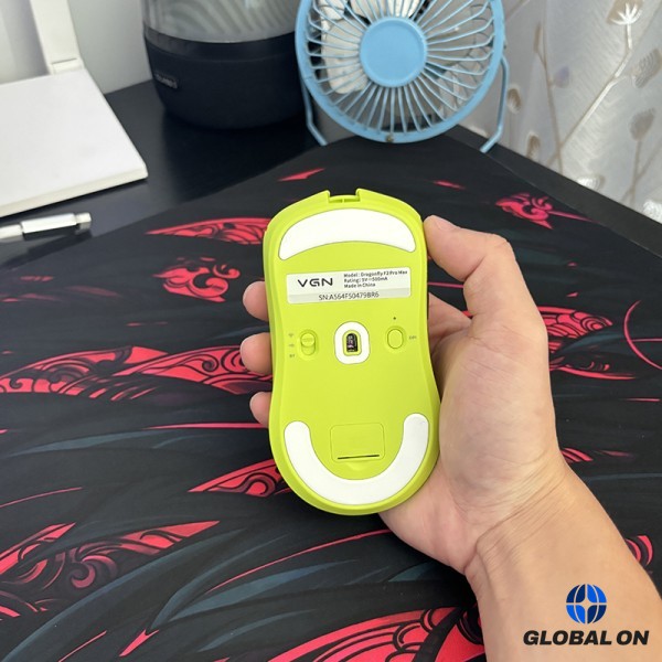 Vgn 드래곤플라이 F2 프로맥스/울트라 무선 3모드 장거리 게이밍 마우스 저지연 경량 비스트 퍼포먼스